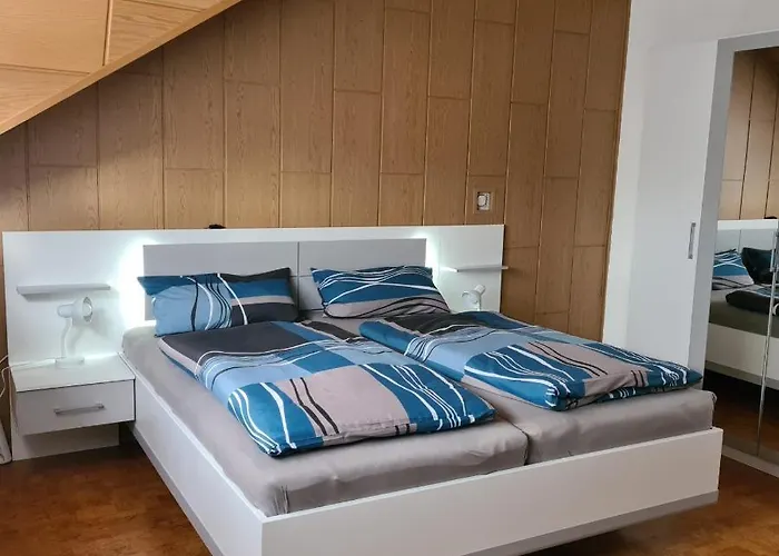 아파트 Cornelia Und Michael Persang Gbr 에펜브룬