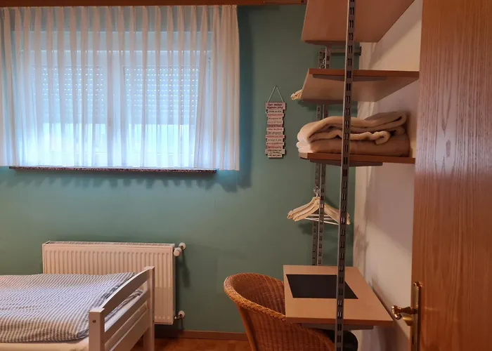 Cornelia Und Michael Persang Gbr 에펜브룬